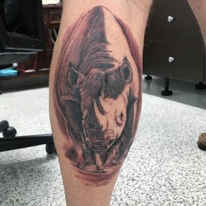 章先生小臂犀牛纹身图案