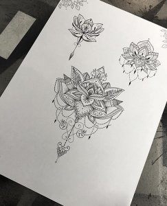 做美容的逑小姐梵花纹身手稿